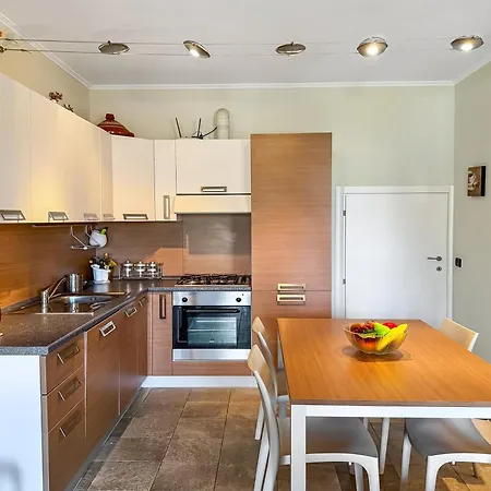 アパート Mansarda Di Pianello Pianello Del Lario