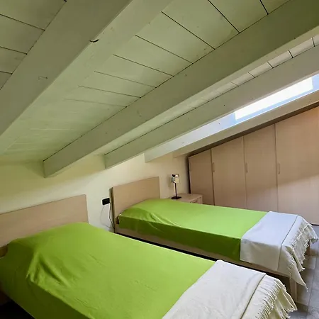 Mansarda Di Pianello Pianello Del Lario