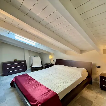 Mansarda Di Pianello Apartman