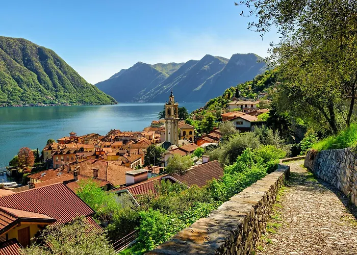 Апартаменты Mansarda Di Pianello Pianello Del Lario
